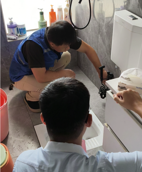 高州永盛中心城卫生间渗漏问题